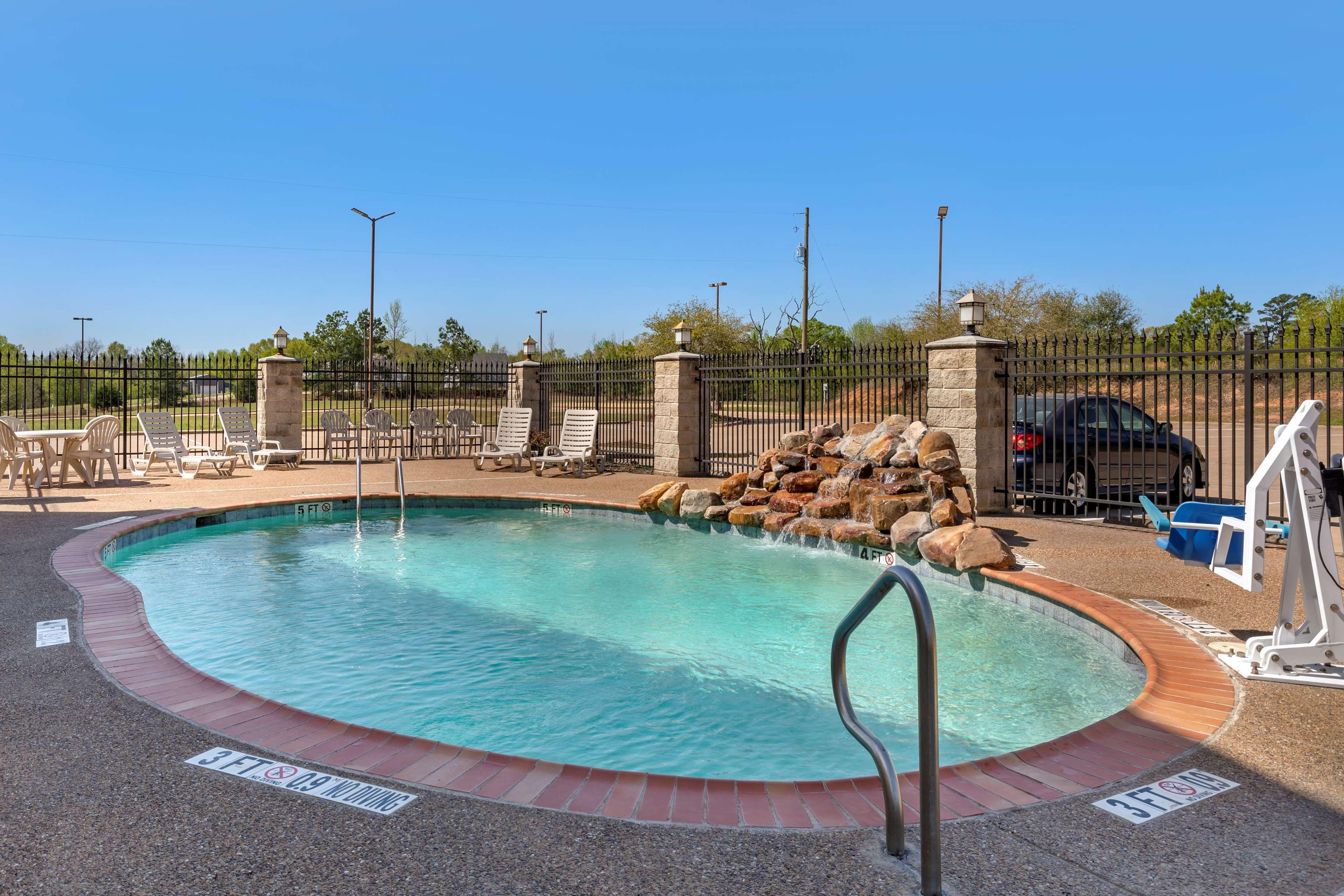 Best Western Mineola Inn Exterior photo