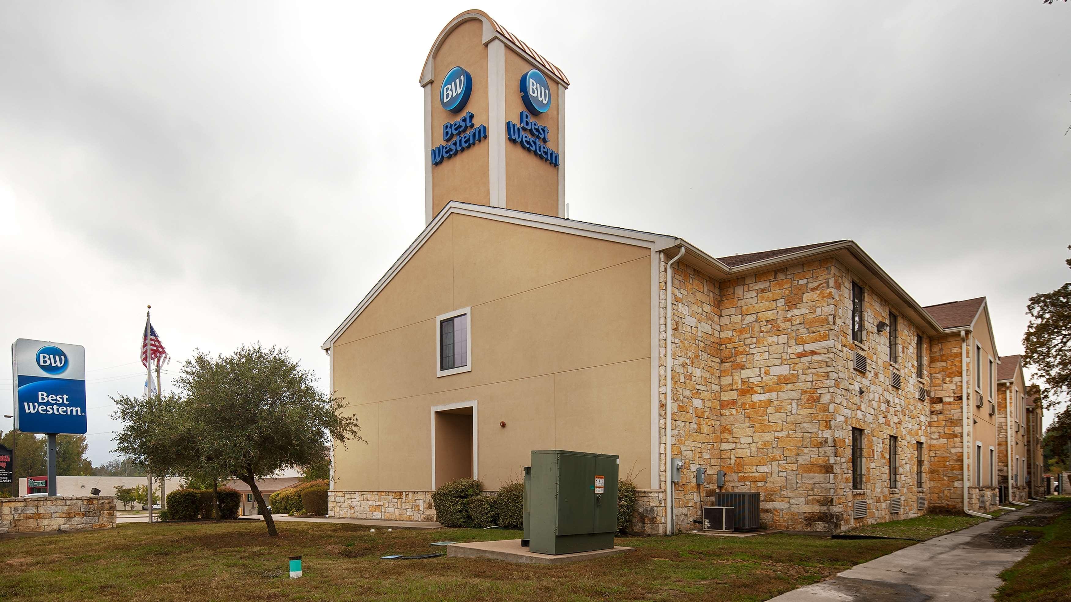 Best Western Mineola Inn Exterior photo